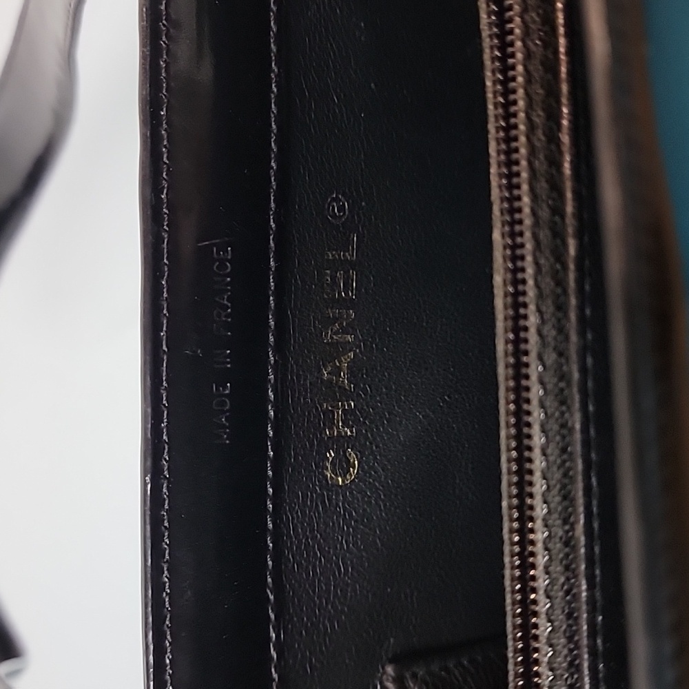 💥HOST PICK💥 CHANEL Stunning Vintage Black Patent Bag Purse - Picture 12 of 16